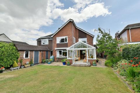 5 bedroom detached house for sale, New Road, West Parley, Ferndown, BH22