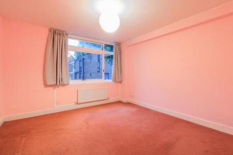 2 bedroom apartment to rent, Park Close, Ilchester Place, Kensington