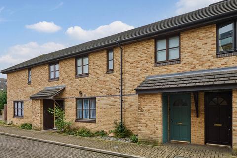 9 Acre Drive, London, SE22 9FD