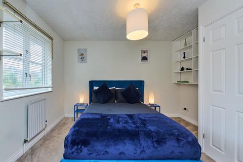 9 Acre Drive, London, SE22 9FD