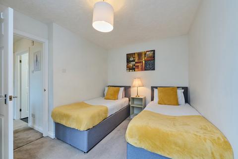 9 Acre Drive, London, SE22 9FD