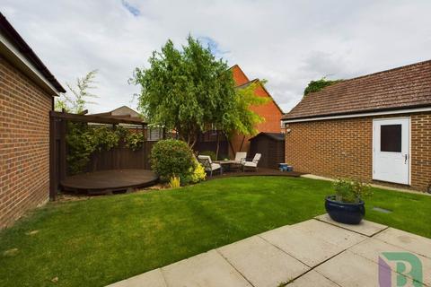 4 bedroom detached house for sale, Sturdy Lane, Milton Keynes MK17