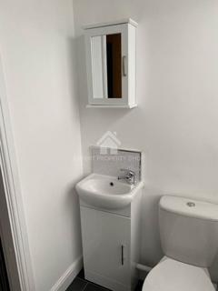 1 bedroom in a house share to rent, Room 8, 8 Westport road, Stoke-on-Trent