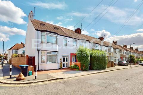 4 bedroom end of terrace house for sale, Thurlow Gardens, Wembley, HA0