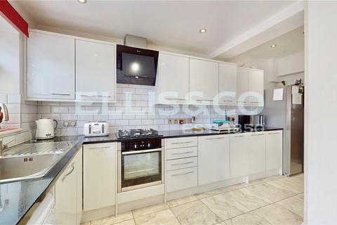 4 bedroom end of terrace house for sale, Thurlow Gardens, Wembley, HA0