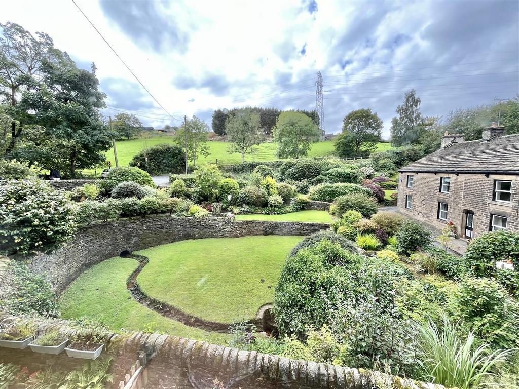 Chew Wood, Chisworth, Glossop 2 bed cottage for sale £345,000
