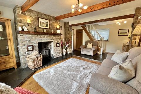 2 bedroom cottage for sale, Chew Wood, Chisworth, Glossop