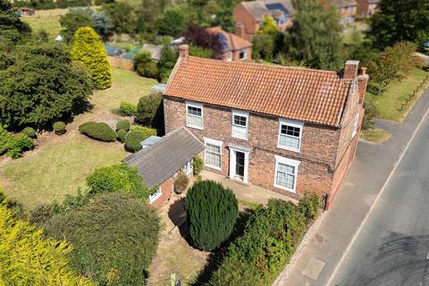 4 bedroom detached house for sale, Main Street, Welwick