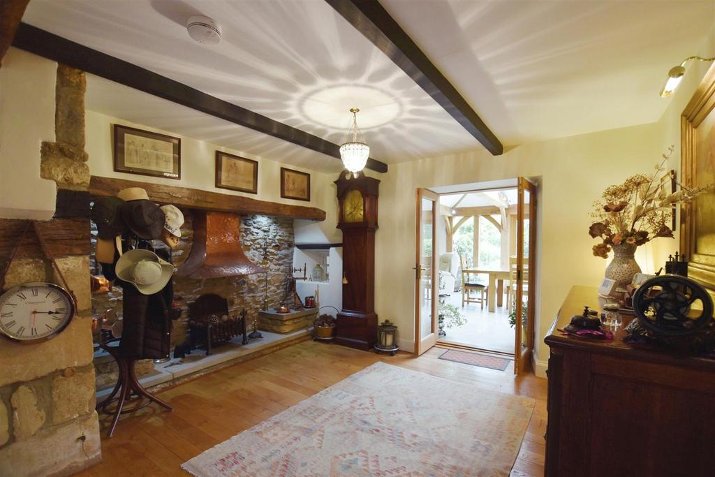 Entrance Hall/Reading Room