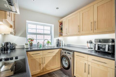 2 bedroom apartment for sale, Princess Drive, York