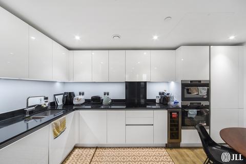 2 bedroom apartment to rent, Nine Elms Point London SW8