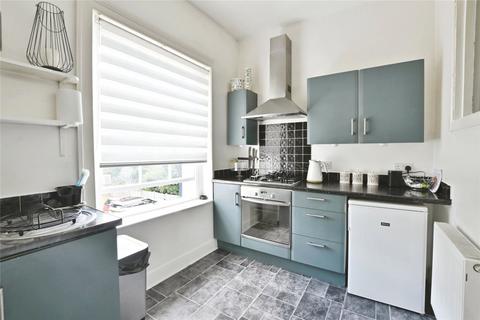 1 bedroom apartment for sale, Leigh Road, Havant, Hampshire, PO9