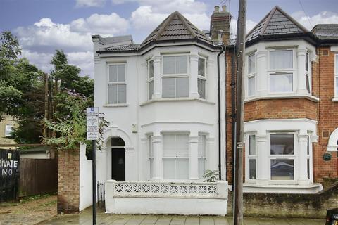 1 bedroom flat for sale, Thorndean Street, London