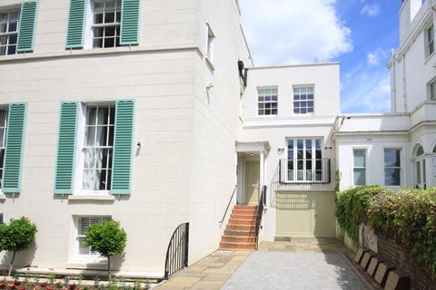 2 bedroom end of terrace house for sale, St. Germans Place, London SE3