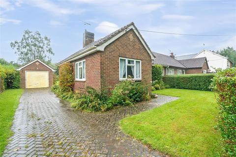 3 bedroom semi-detached bungalow for sale, Sunny Box Lane, Slindon