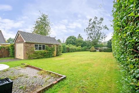 3 bedroom semi-detached bungalow for sale, Sunny Box Lane, Slindon