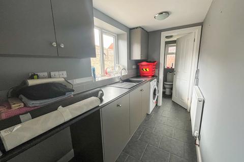 3 bedroom semi-detached house for sale, Tynings Road, Street, BA16