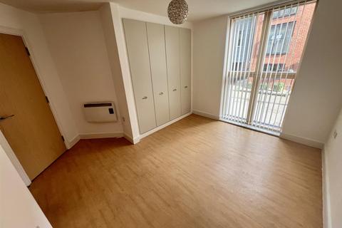 2 bedroom apartment for sale, Ascote Lane, Dickens Heath, Solihull