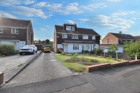 4 bedroom semi-detached house for sale, Sycamore Drive, Aylesford