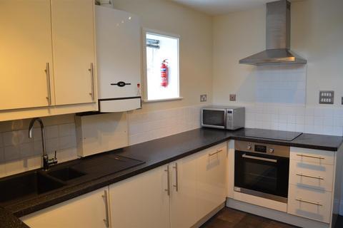 6 bedroom apartment to rent, St. Georges Terrace, Jesmond, Newcastle Upon Tyne