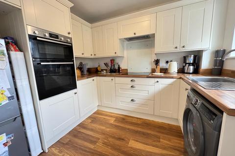 5 Beverley Close, Rothwell, Kettering, NN14 6EN