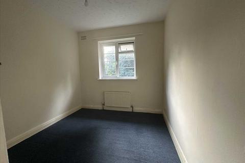 2 bedroom apartment to rent, Beverley Court, Harrow