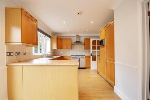5 bedroom detached house for sale, Appleby Street, Cheshunt