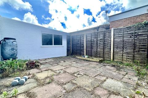 3 bedroom semi-detached house for sale, Drake Avenue, Langney Point, Eastbourne, BN23