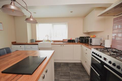 3 bedroom terraced house for sale, Atlas Road, Earls Colne, Colchester, CO6