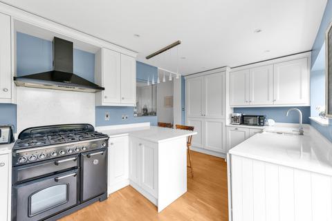 47 Woodside Avenue, Chislehurst, BR7 6BX
