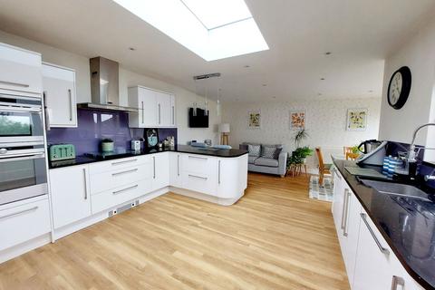 3 bedroom detached bungalow for sale, Crown Lane, Gravesend DA12