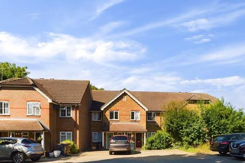 3 bedroom terraced house to rent, Belgrave Mews, Stevenage, SG2 8QE