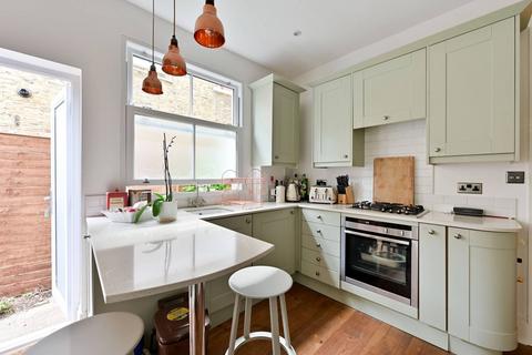 2 bedroom flat for sale, Crealock Street, Earlsfield, London, SW18