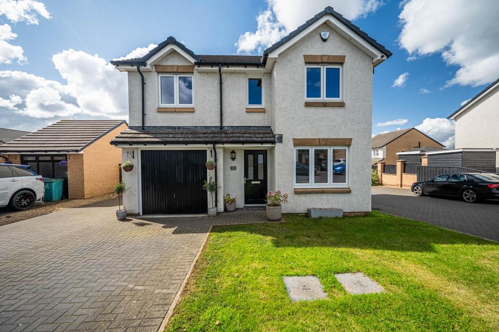Carmuirs Drive, Newarthill, Motherwell 4 bed house to rent £1,850 pcm