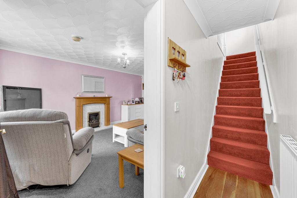 Bolton Road, Bamfurlong, WN2 4 bed detached house for sale £300,000