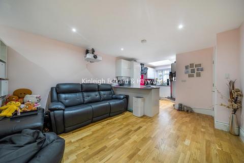 3 bedroom end of terrace house for sale, Ullswater Close, Bromley