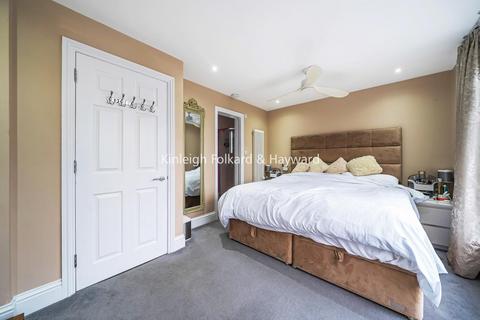 19a Ullswater Close, Bromley, BR1 4JF