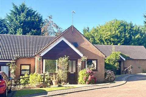 2 bedroom bungalow for sale, Cheyne Gardens, Hall Green, Birmingham