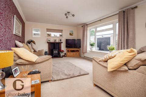 2 bedroom detached bungalow for sale, Salhouse Road, Norwich NR13