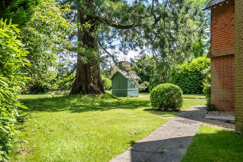 7 bedroom detached house for sale, Grayswood Road, Haslemere, Surrey, GU27