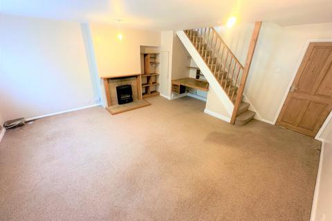 3 bedroom semi-detached house to rent, Hyett Close, Painswick GL6