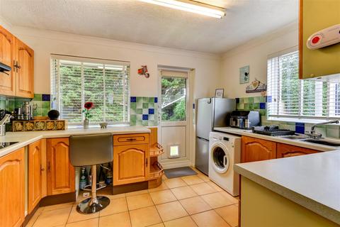 2 bedroom semi-detached bungalow for sale, Ashwood Close, Worthing