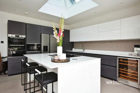 286 Kingston Road, Epsom, KT19 0SW