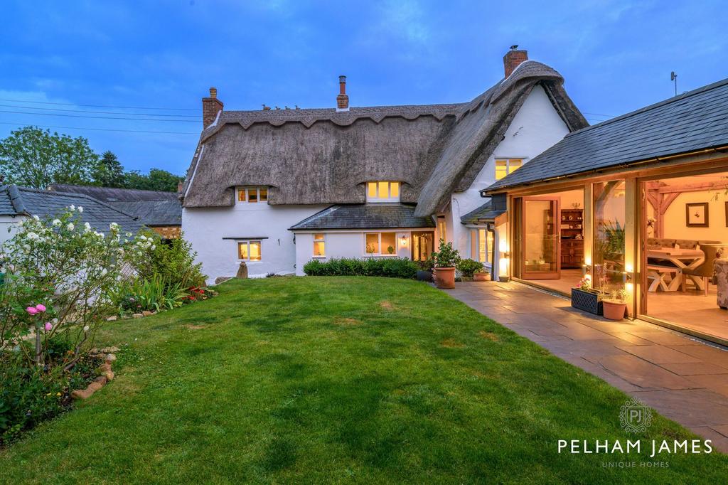 Garden, 8 Barnsdale, Great Easton