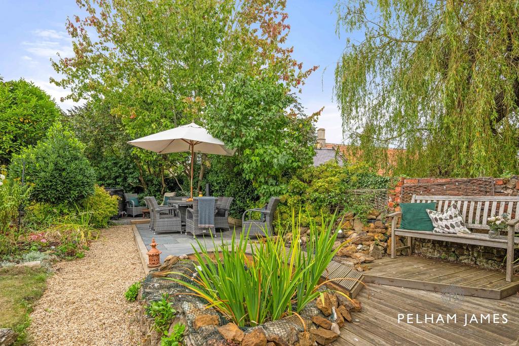 Garden, 8 Barnsdale, Great Easton