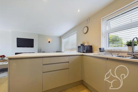 2 bedroom apartment for sale, Seaview Avenue, West Mersea CO5