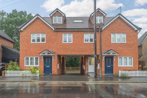 2 bedroom flat for sale, Kings Road, Haslemere