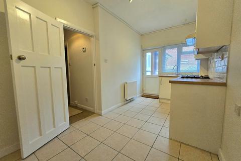 1 bedroom flat to rent, Park Road, Freemantle