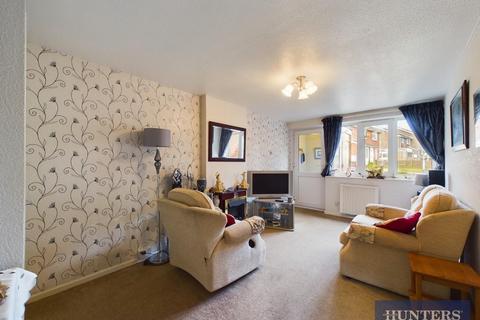 1 bedroom apartment for sale, Headlands Close, Bridlington