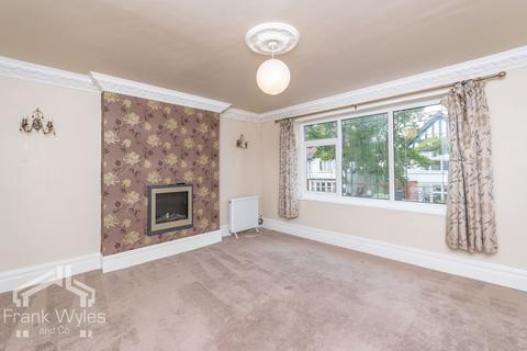 1 bedroom semi-detached house for sale, & 17a Knowles Road, Lytham St. Annes, Lancashire